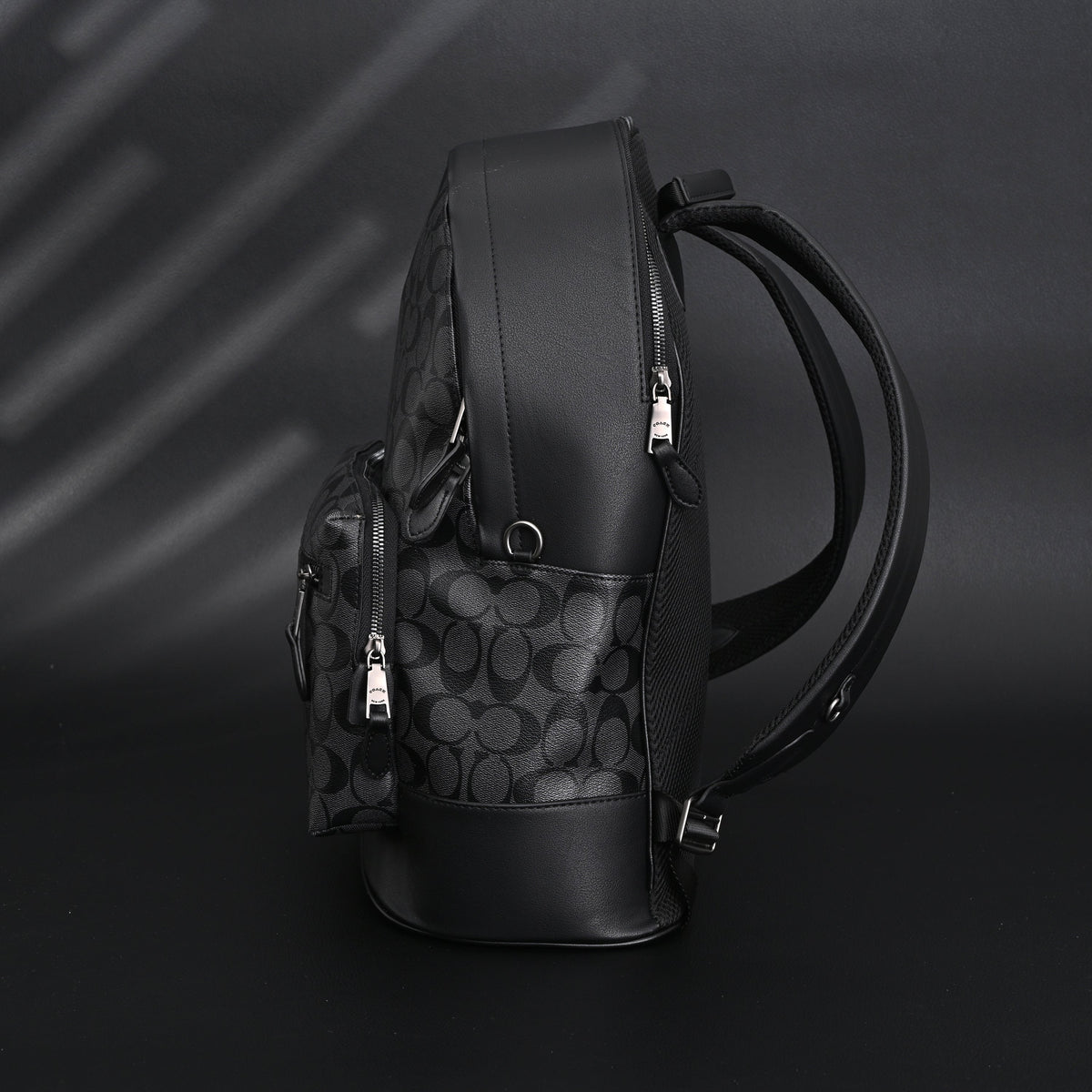 Coach West Backpack – Signature Canvas in Black/Grey
