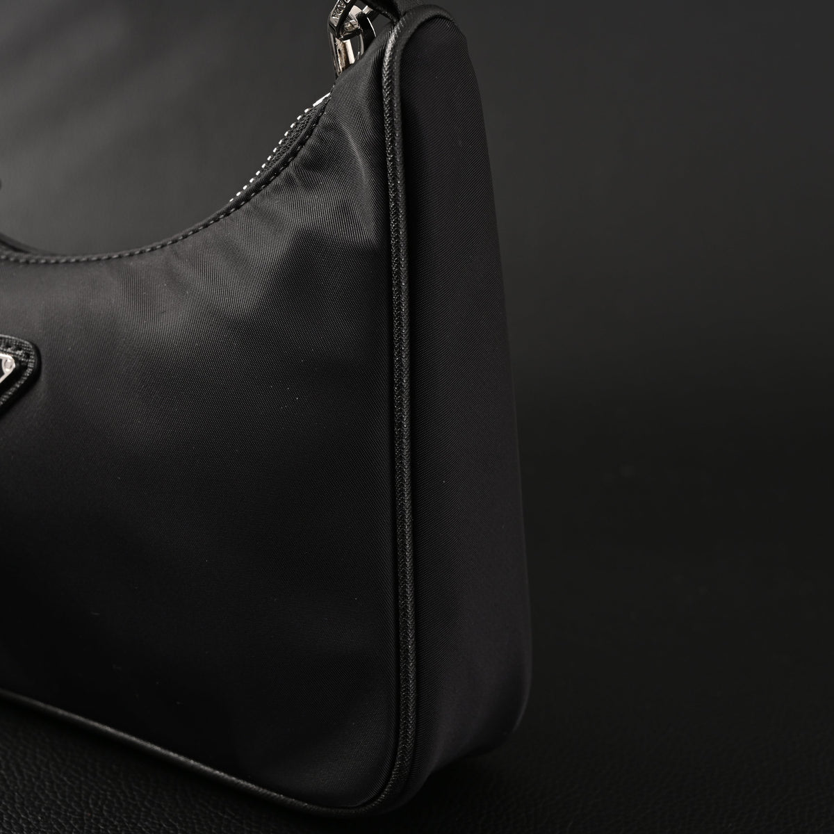 Prada Re-Edition 2005 Nylon Shoulder Bag – Black