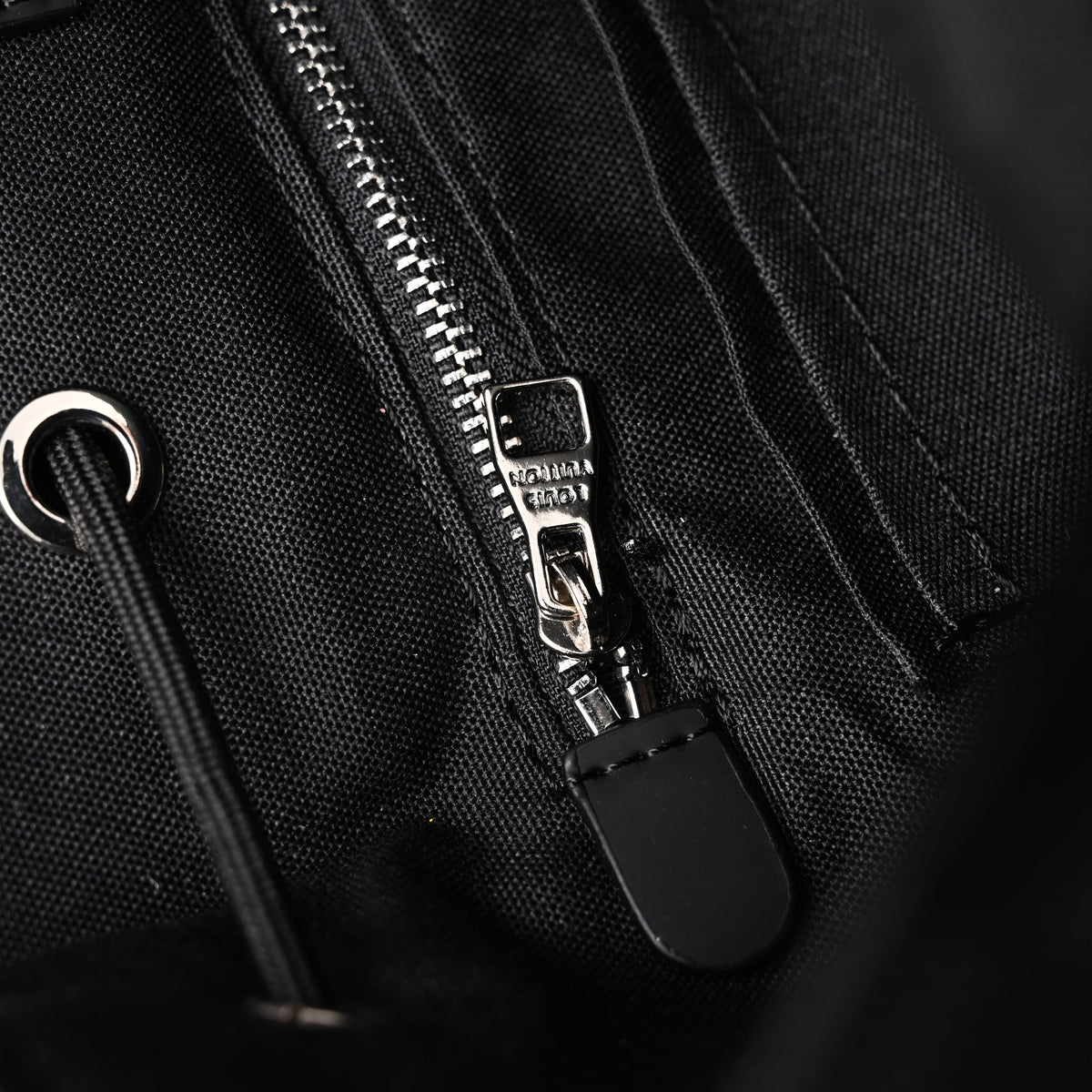 Louis Vuitton Michael Backpack Damier Graphite